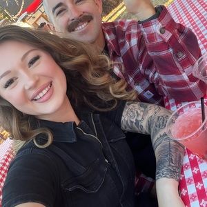 Meet your Posher, Taeva